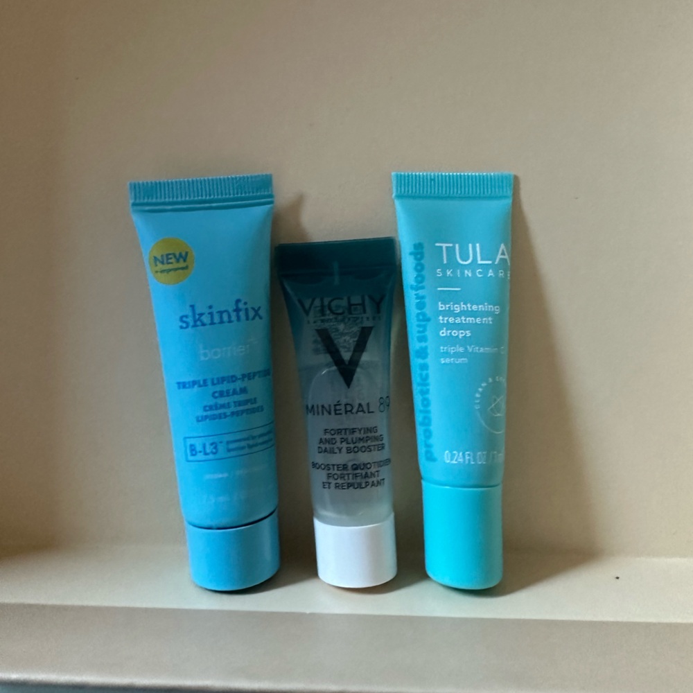 Tula Skincare Hydrating Moisturizer - Aqua Blue